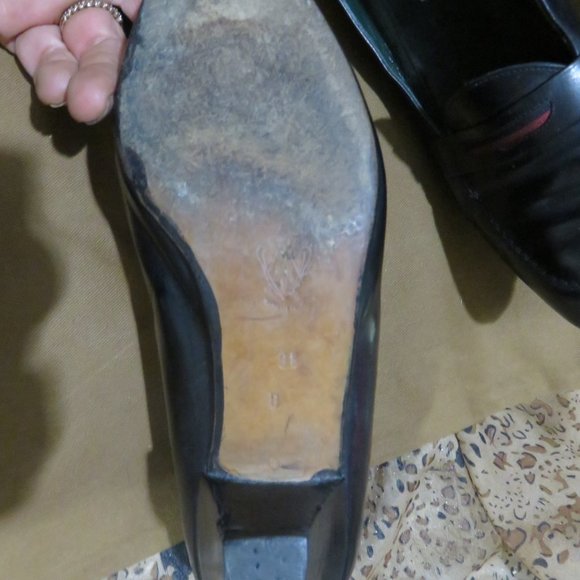 Gucci Vintage Italian Leather Navy Blue Pumps size 38 or US 8 Gucci Red Stripe - Picture 10 of 11